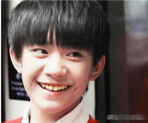 男明星牙齿,揭秘男星完美牙齿背后的故事