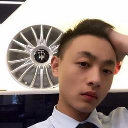 巴扎黑以前个人资料,从草根艺人到网络红人，他的成长之路